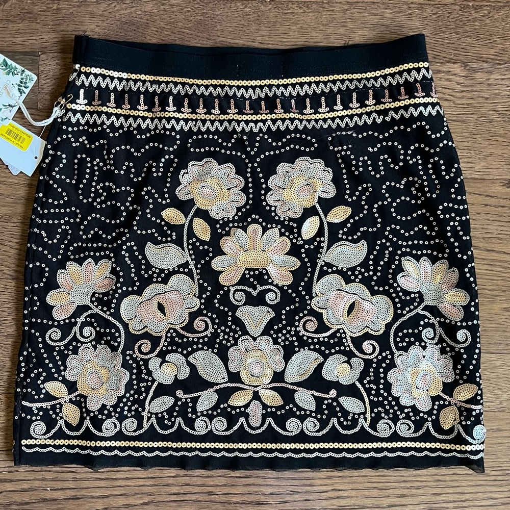 Chelsea and Violet patterned sequined mini skirt